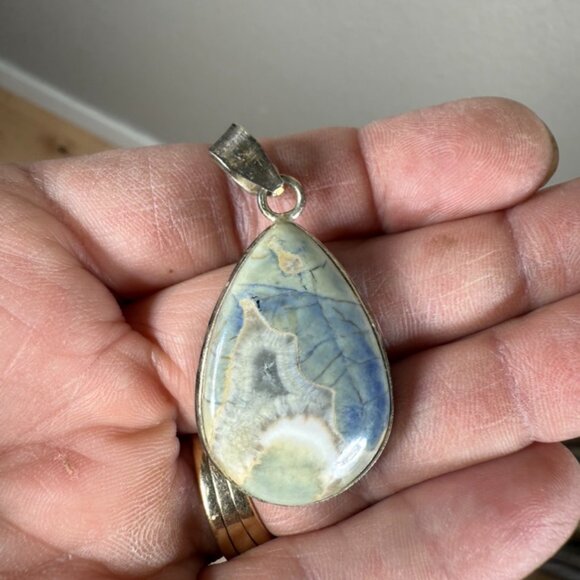 Stone and Silver Pendant - Picture 3 of 7